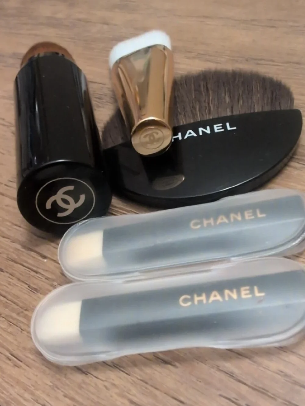 CHANEL Black and Gold Mini Makeup Brush Set Travel